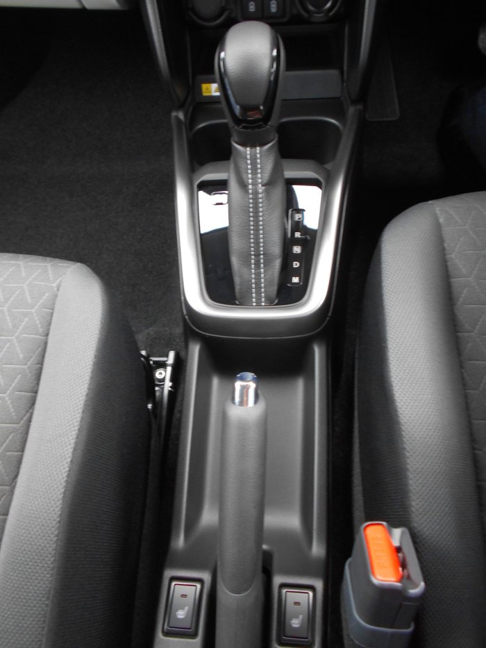 2025 Suzuki Swift Hybrid GLX