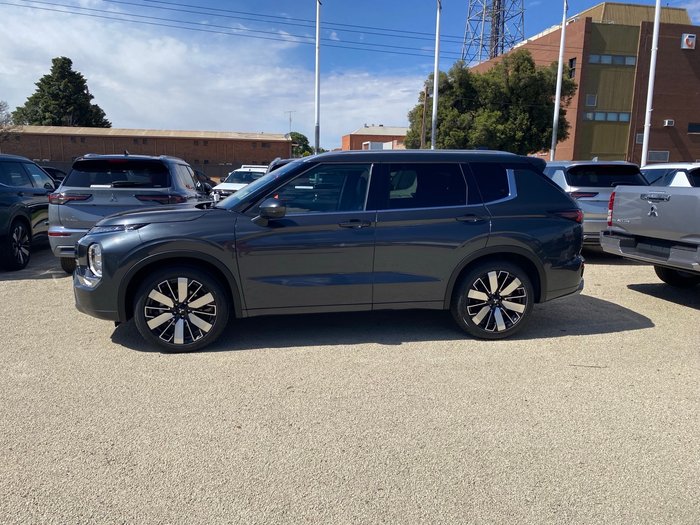 2025 MITSUBISHI Outlander EXCEED