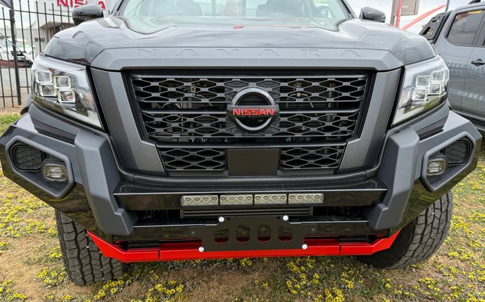 2025 Nissan Navara PRO-4X Warrior D23 MY25 BLACK STAR
