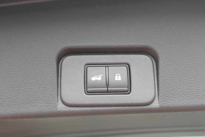 2025 Nissan X-TRAIL Ti