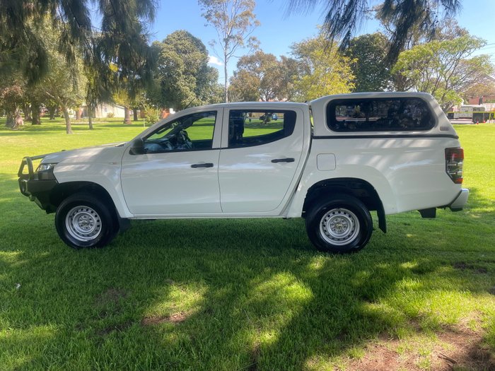 2022 Mitsubishi Triton