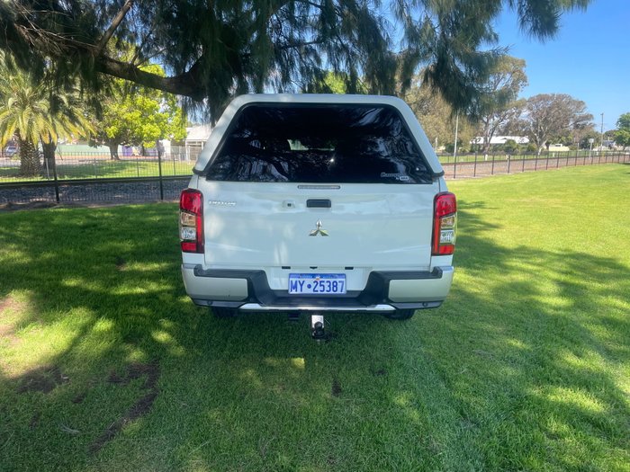 2022 Mitsubishi Triton