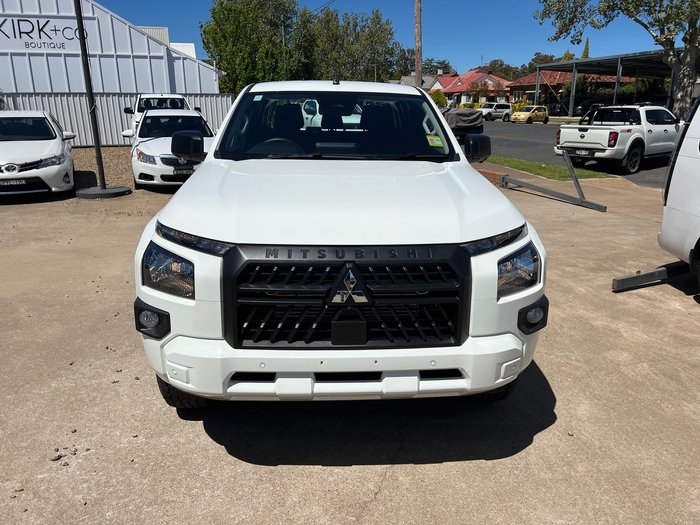 2025 MITSUBISHI TRITON GLX