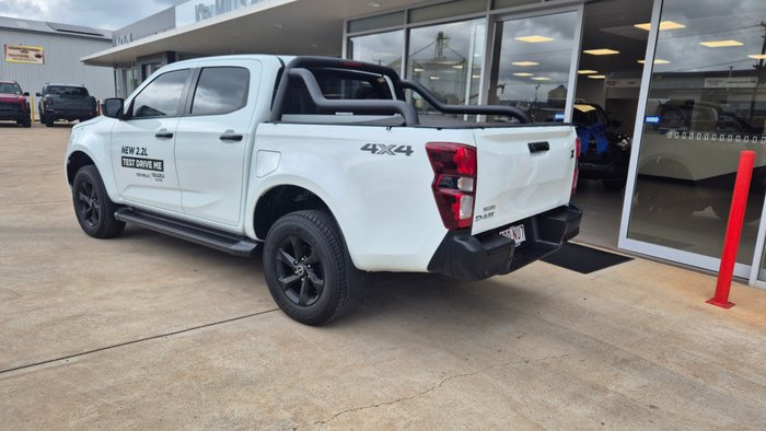 2025 Isuzu D-MAX MY25.5 Isuzu D-Max 4X4 Crew Cab UTE  LSM XR 2.2L Automatic (TOR5049D) inc Tubliner, Towbar, Floor mats, Wireless phone charger, Tint