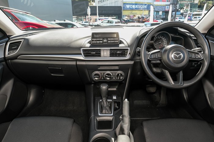2017 Mazda 3 Neo
