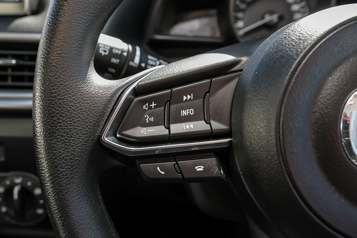 2017 Mazda 3 Neo