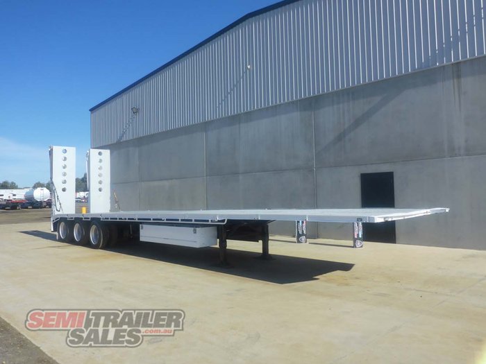 2007 Maxitrans 22 Pallet Flat Top with Ramps