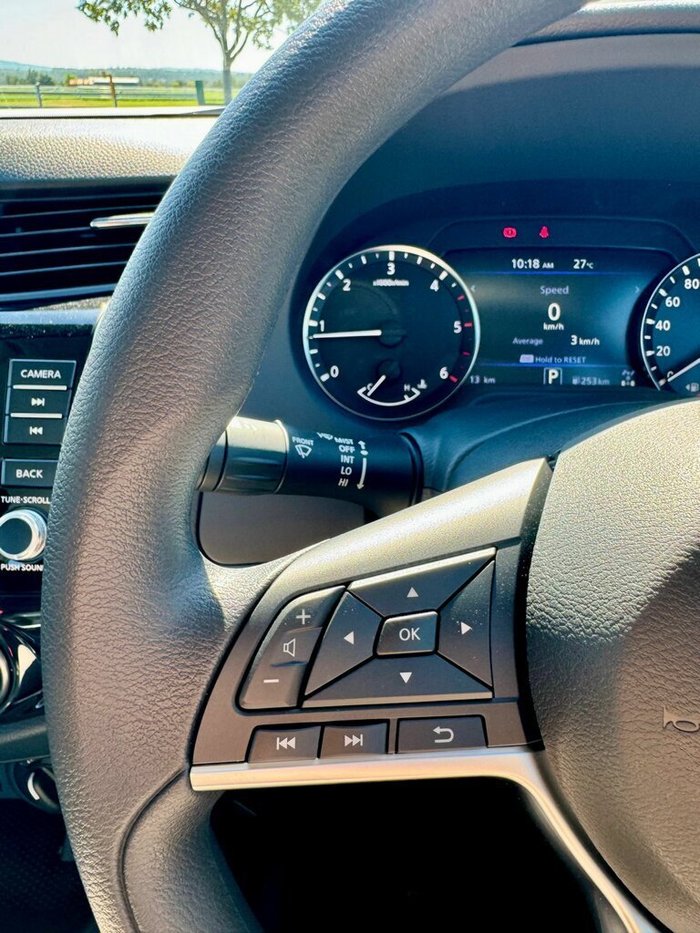 2024 NISSAN NP300 NAVARA SL