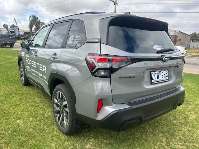 2025 Subaru Forester Hybrid Touring S6 MY26 River rock