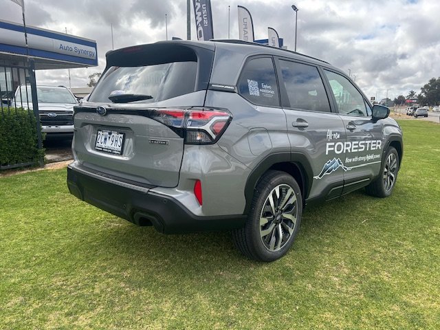2025 Subaru Forester Hybrid Touring S6 MY26 River rock