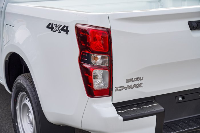 2026 Isuzu D-MAX SX
