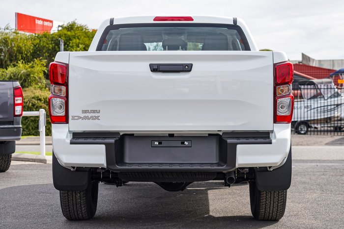 2026 Isuzu D-MAX SX