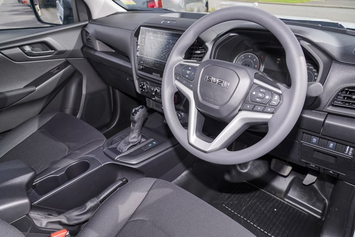 2026 Isuzu D-MAX SX