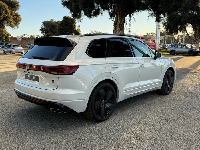 2026 VOLKSWAGEN TOUAREG