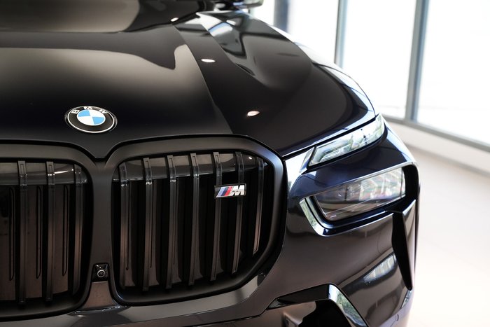 2024 BMW X7 M60i