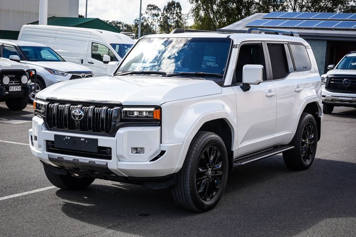 2025 Toyota PRADO Kakadu