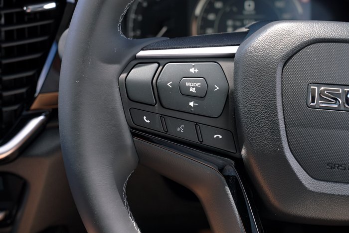 2025 Isuzu MU-X LS-U