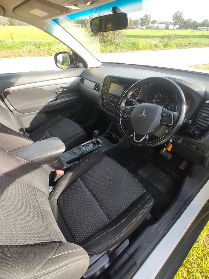 2015 Mitsubishi Outlander LS