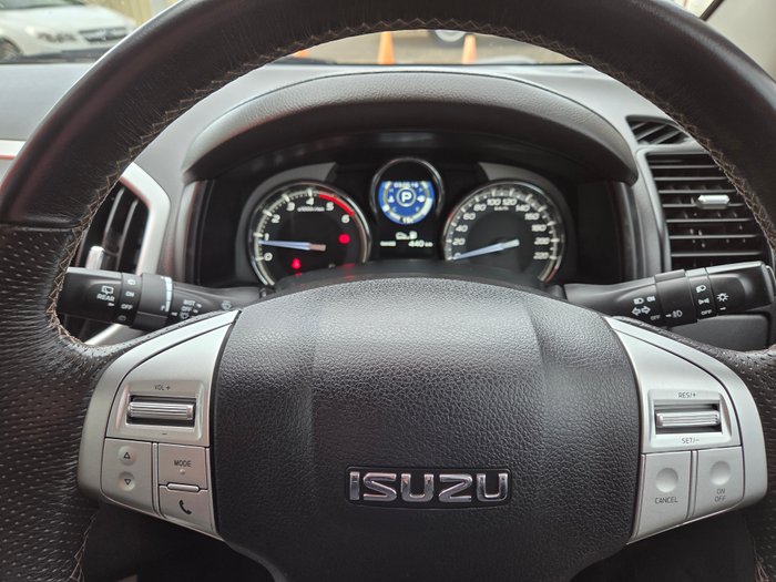 2020 ISUZU MU-X LS-T