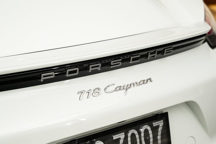 2020 Porsche 718 Cayman