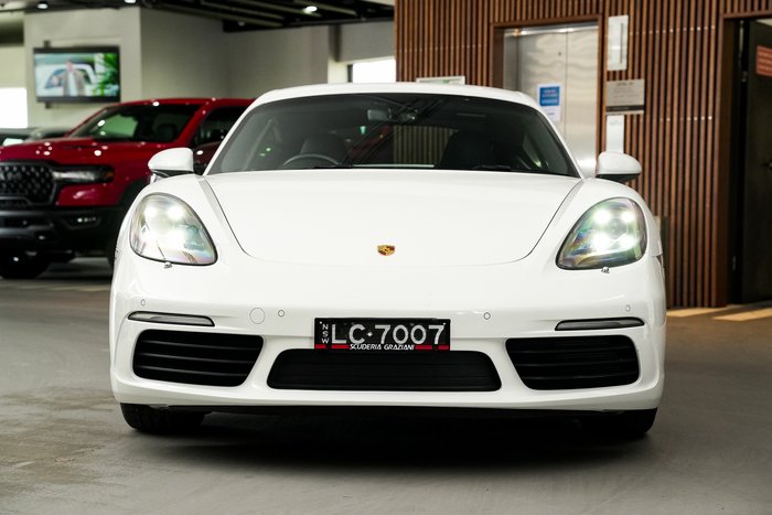 2020 Porsche 718 Cayman