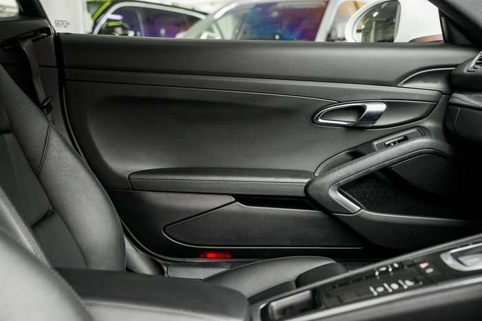 2020 Porsche 718 Cayman