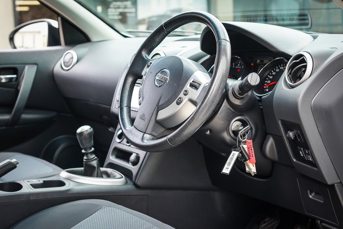 2013 NISSAN DUALIS ST (4x2)