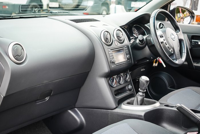 2013 NISSAN DUALIS ST (4x2)