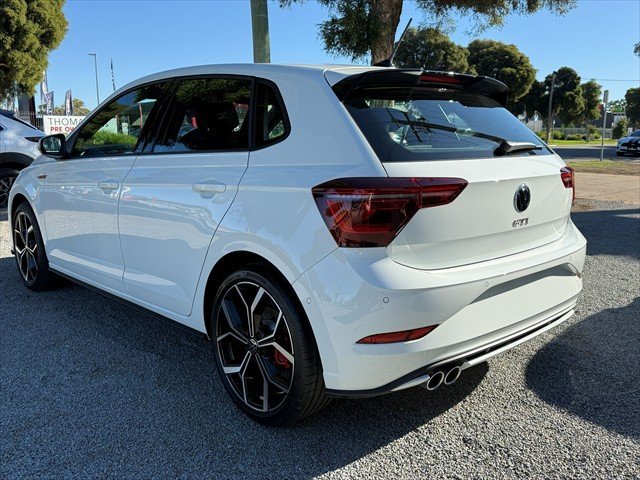 2025 VOLKSWAGEN POLO