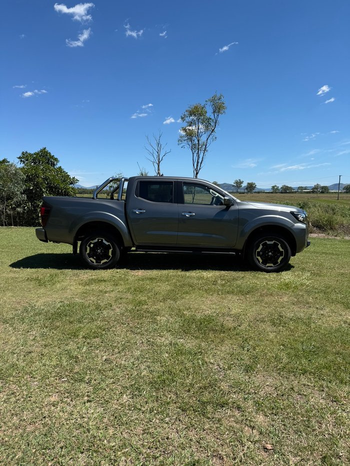 2025 NISSAN NP300 NAVARA
