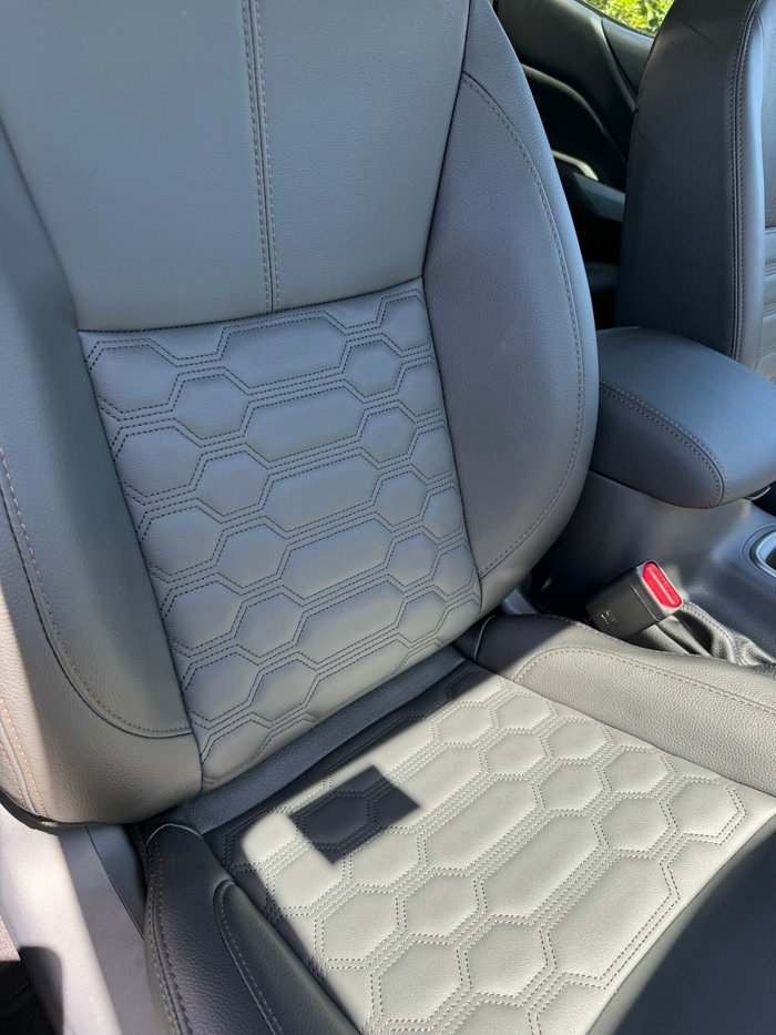 2025 NISSAN NP300 NAVARA ST-X