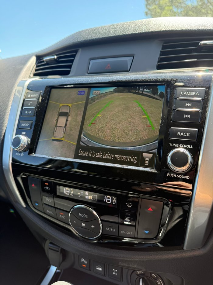 2025 NISSAN NP300 NAVARA ST-X