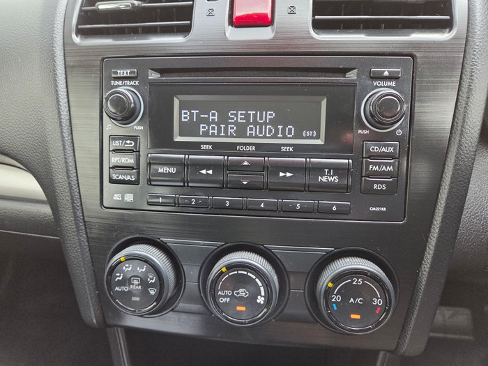 2013 Subaru Impreza 2.0i G4 MY13 WHITE