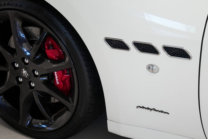 2013 Maserati GranCabrio M145 MY13 WHTE
