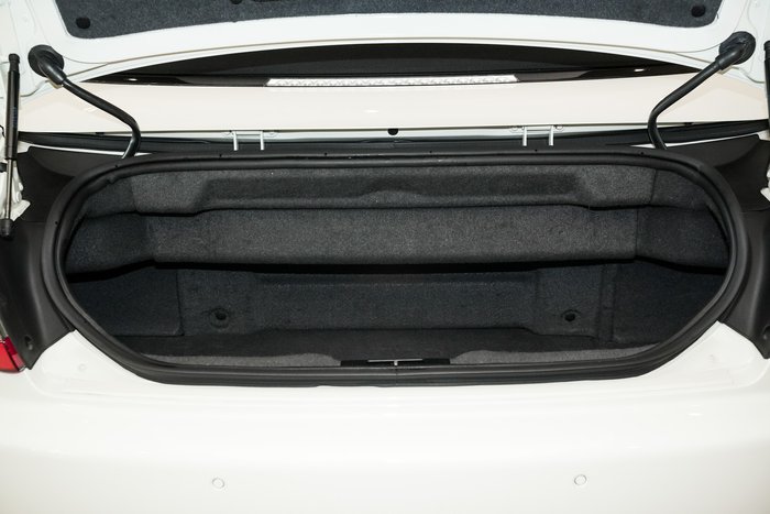 2013 Maserati GranCabrio M145 MY13 WHTE