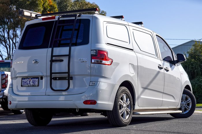 2021 LDV G10