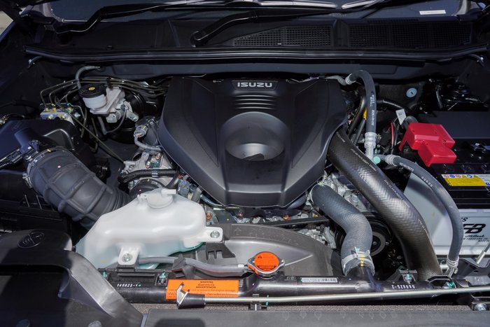 2025 Isuzu D-MAX X-RIDER