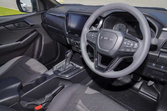 2025 Isuzu D-MAX X-RIDER