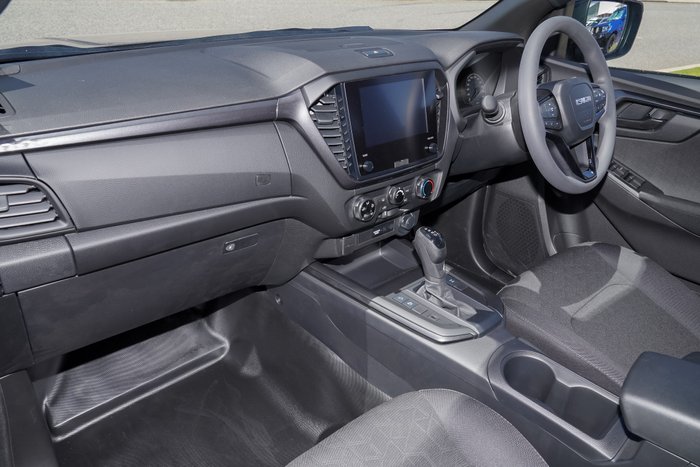 2025 Isuzu D-MAX X-RIDER