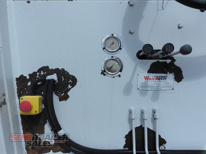2009 Vawdrey Compactor Trailer