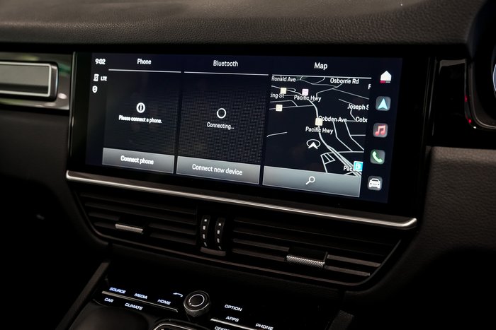 2022 Porsche Cayenne Platinum Edition