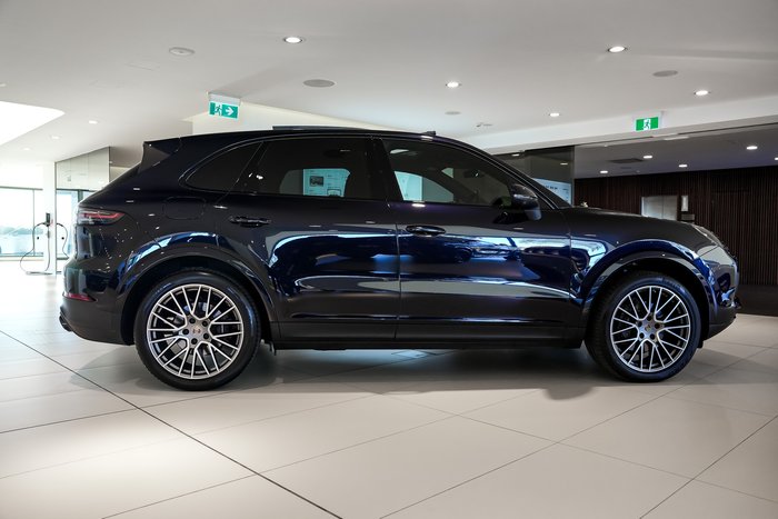2022 Porsche Cayenne Platinum Edition