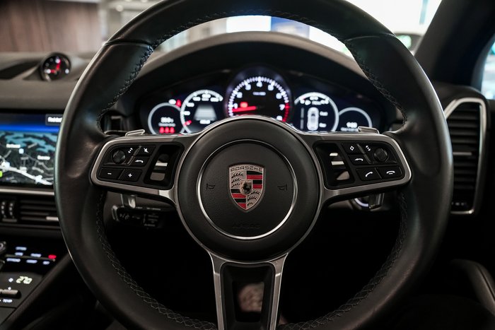 2022 Porsche Cayenne Platinum Edition