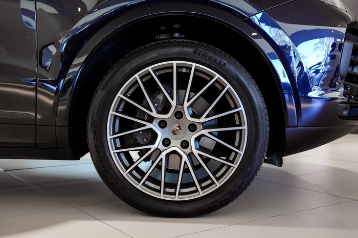 2022 Porsche Cayenne Platinum Edition