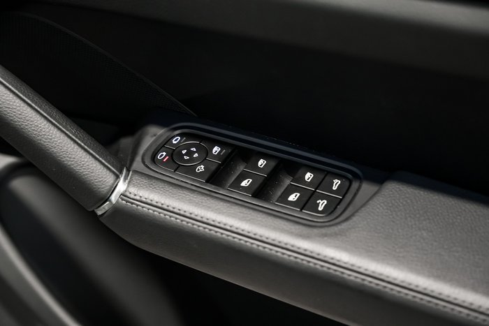 2022 Porsche Cayenne Platinum Edition