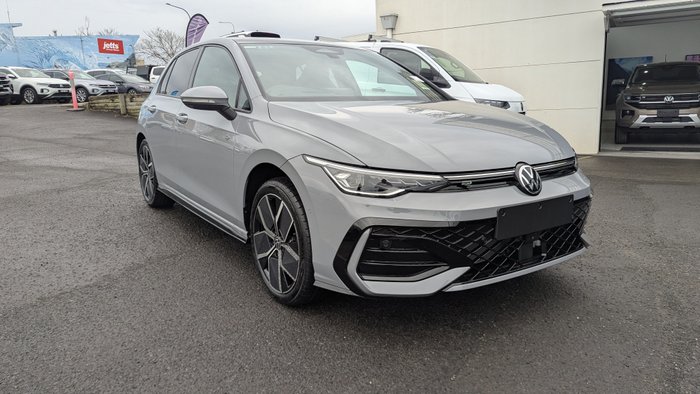 2026 VOLKSWAGEN Golf R-LINE