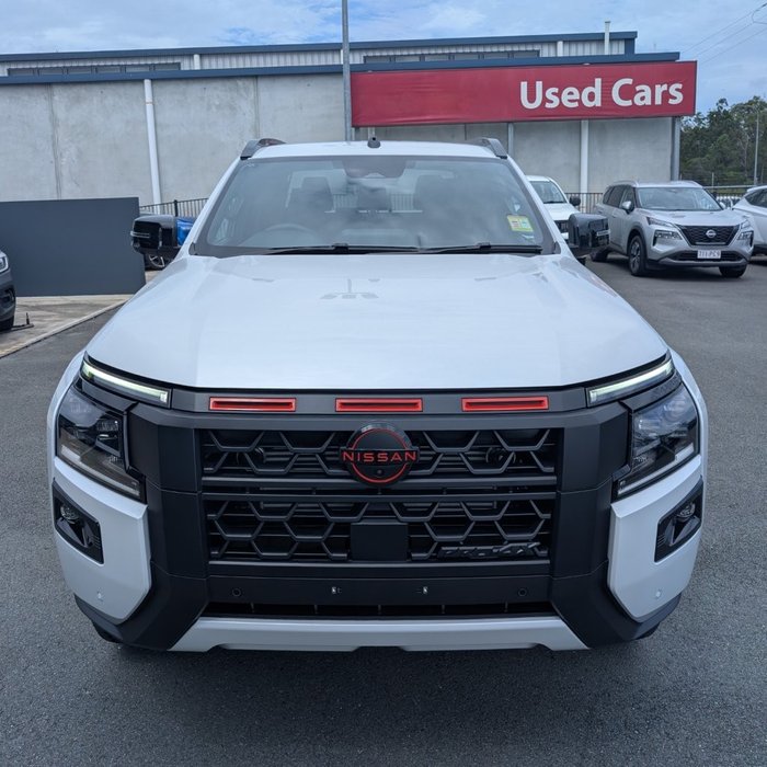 2025 NISSAN NAVARA PRO-4X