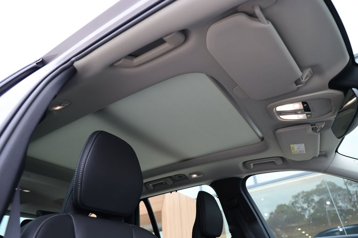 2026 Volvo XC90 Ultra B5 Dark