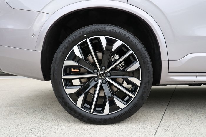 2026 Volvo XC90 Ultra B5 Dark