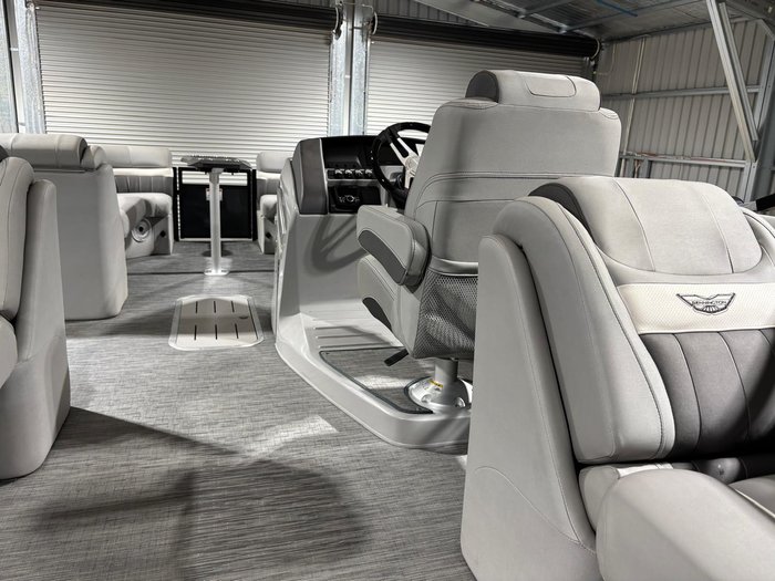 2023 BEN 24LX METALLIC SILVER